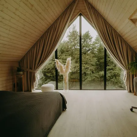 Momenty ロッジ Slajszewo