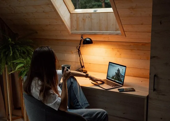 Momenty بيت خشبي Slajszewo