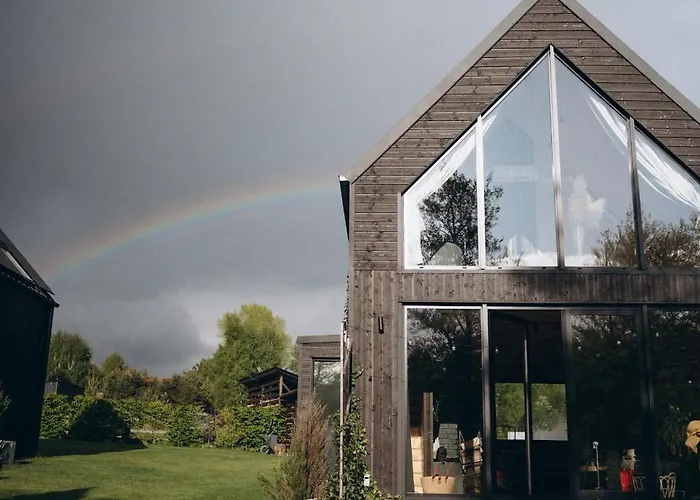 بيت خشبي Momenty